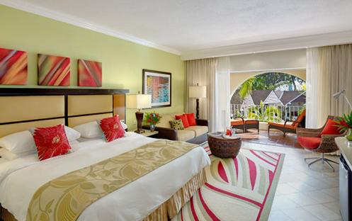Tamarind by Elegant Hotels-Pool Garden View Junior Suite overview_52